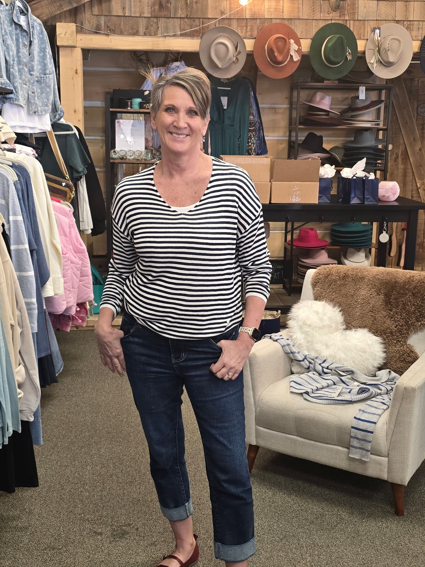 V-Neck Long Slv striped sweater