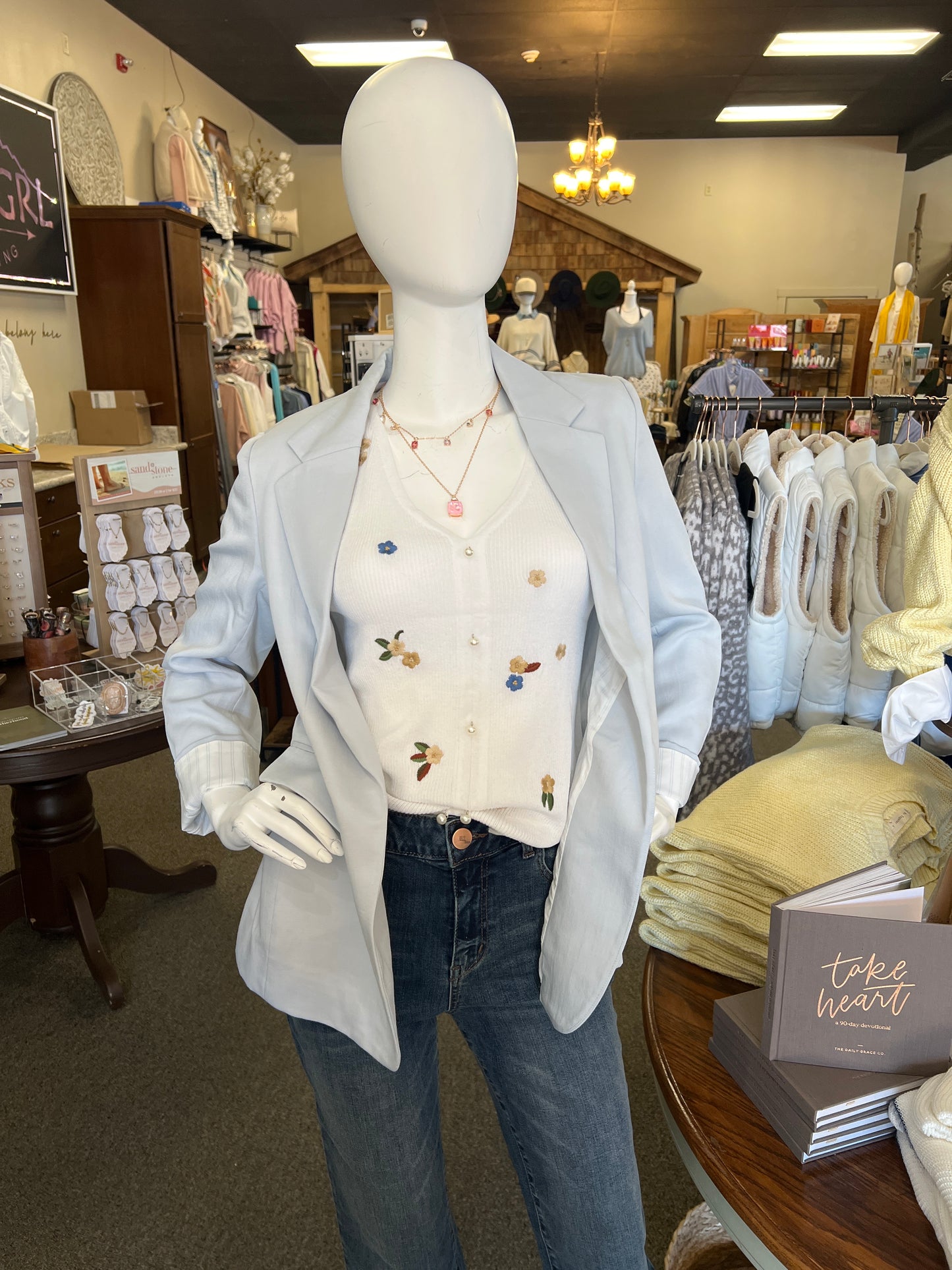 Short Slv Sweater w/ Emb. Flowers