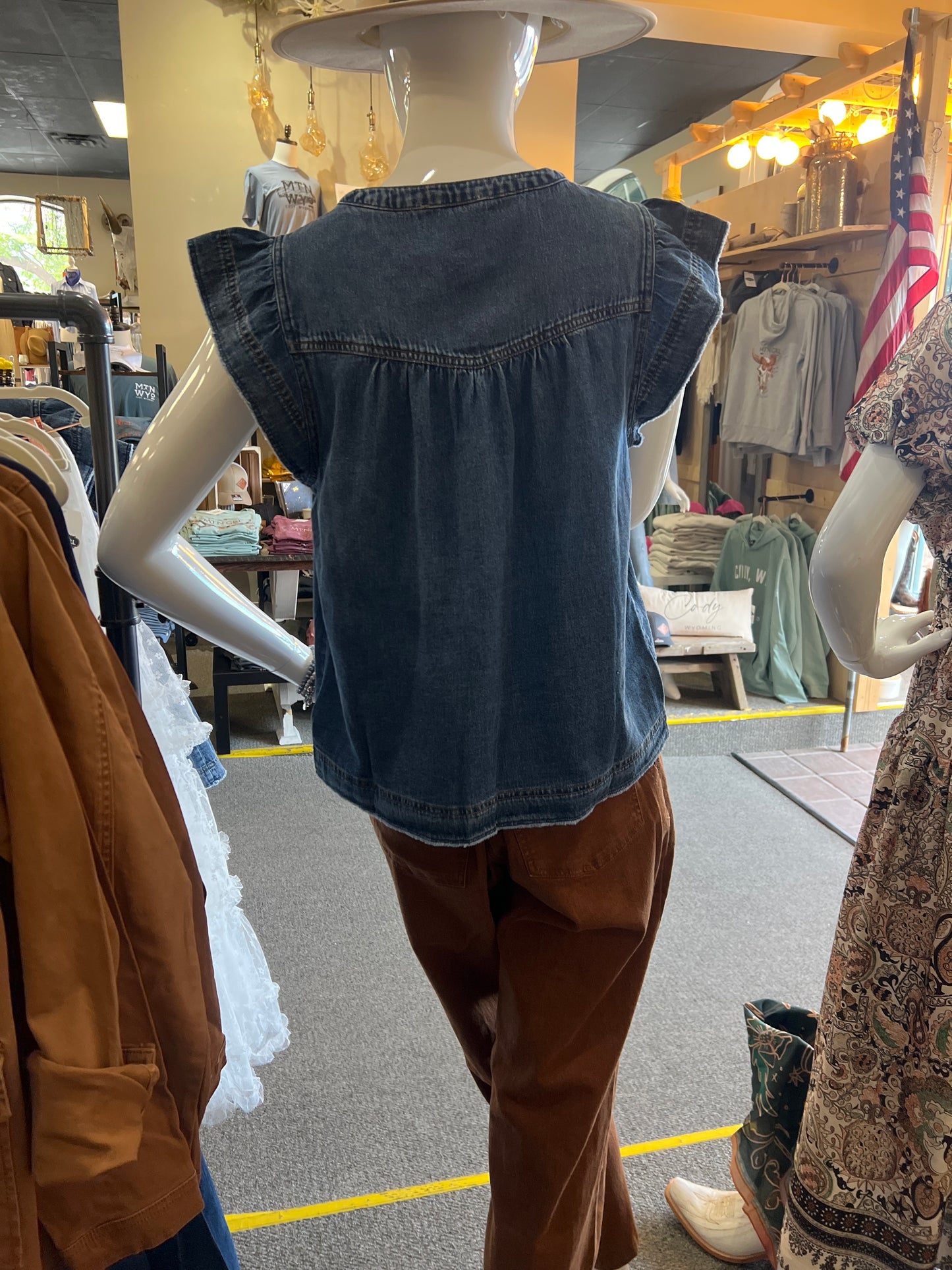 AW8353116 Raw Edge Denim Top