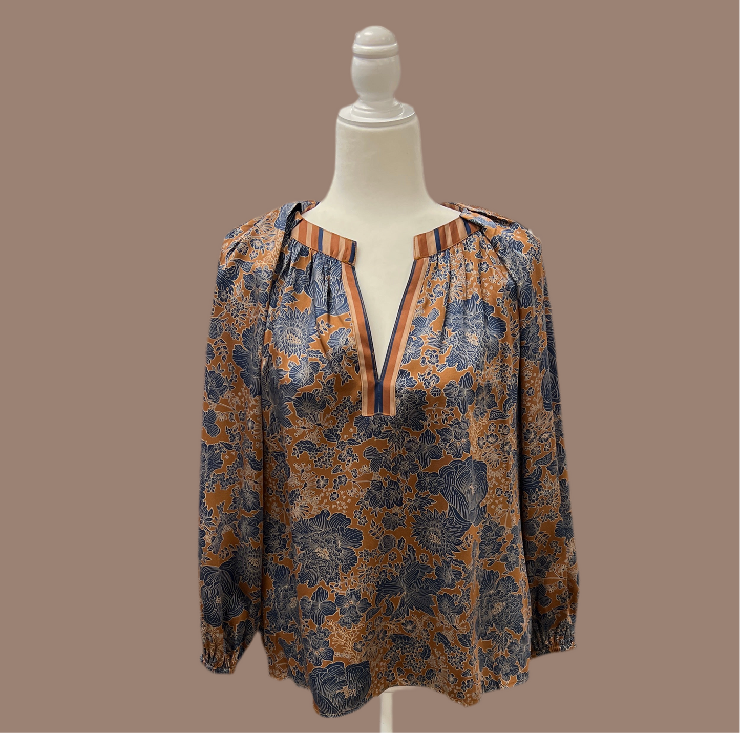 2530335 Pleated Detail Slv Blouse