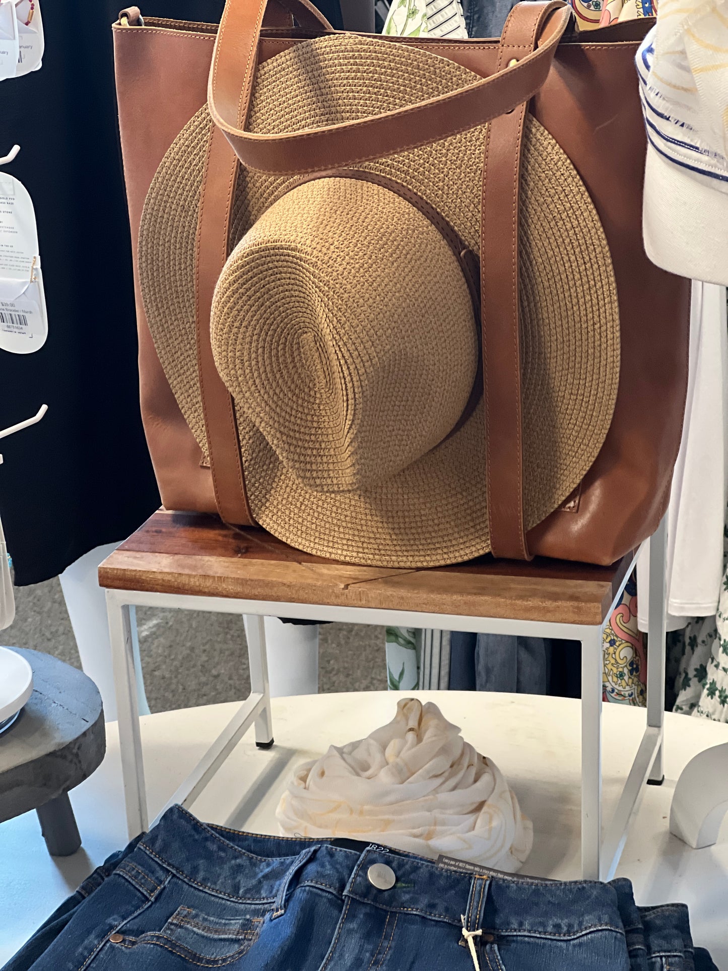 Natalie Hat Tote Bag Camel