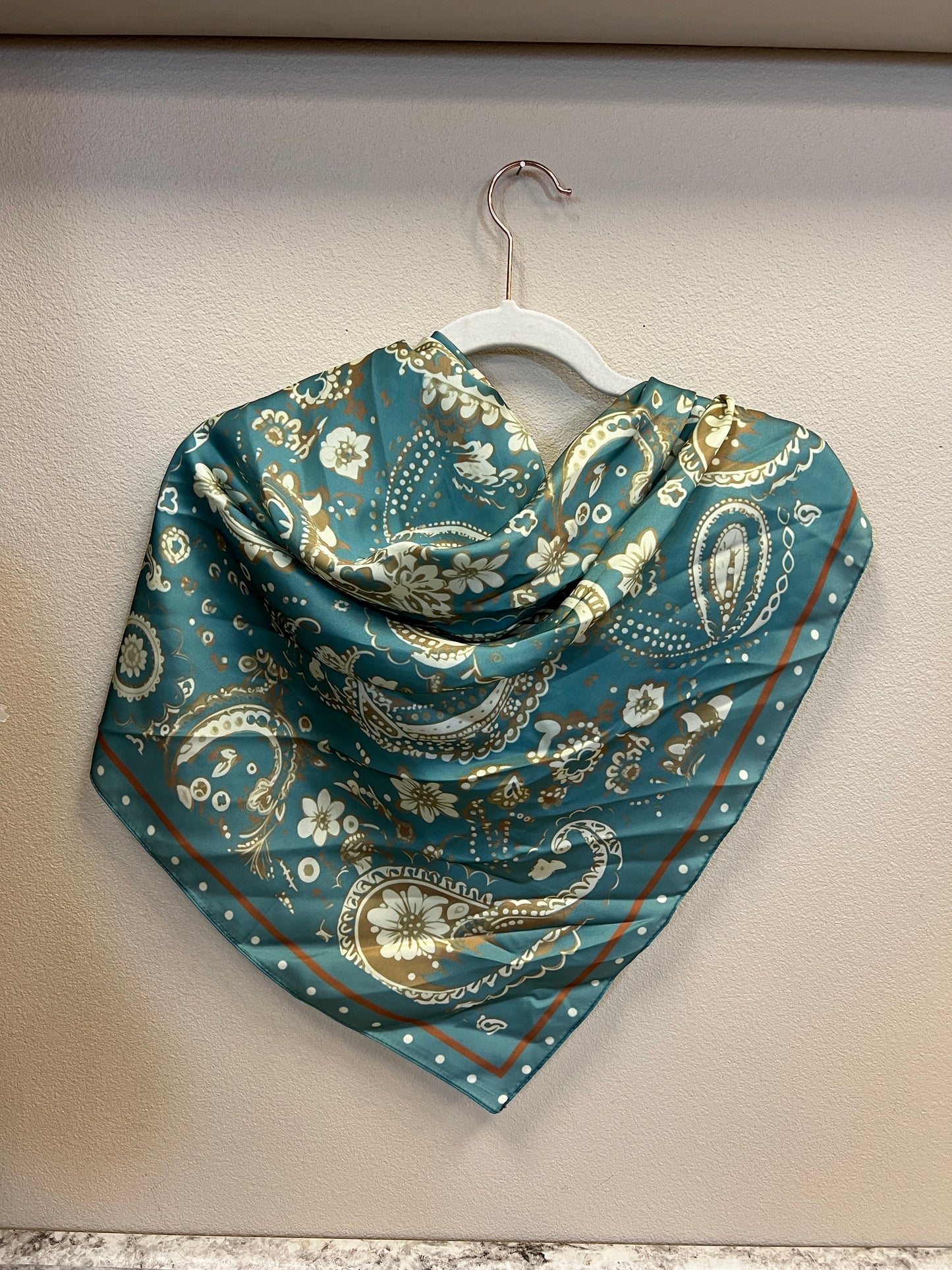 Wild rag 34" turq paisley