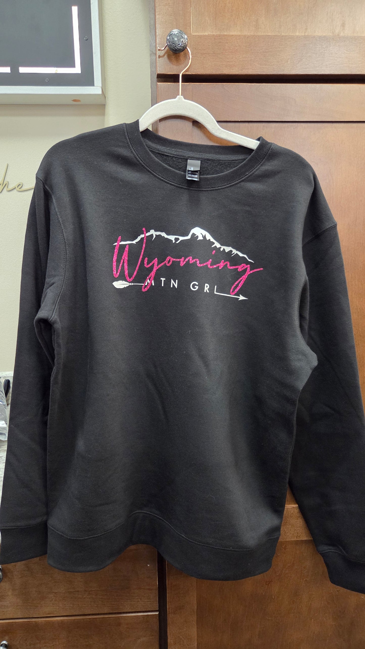 Wyoming MTN GRL Sweatshirt Black
