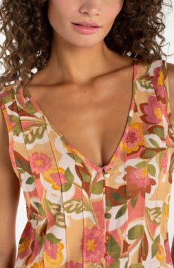 Slvless V-Neck Woven W/ Pintucks