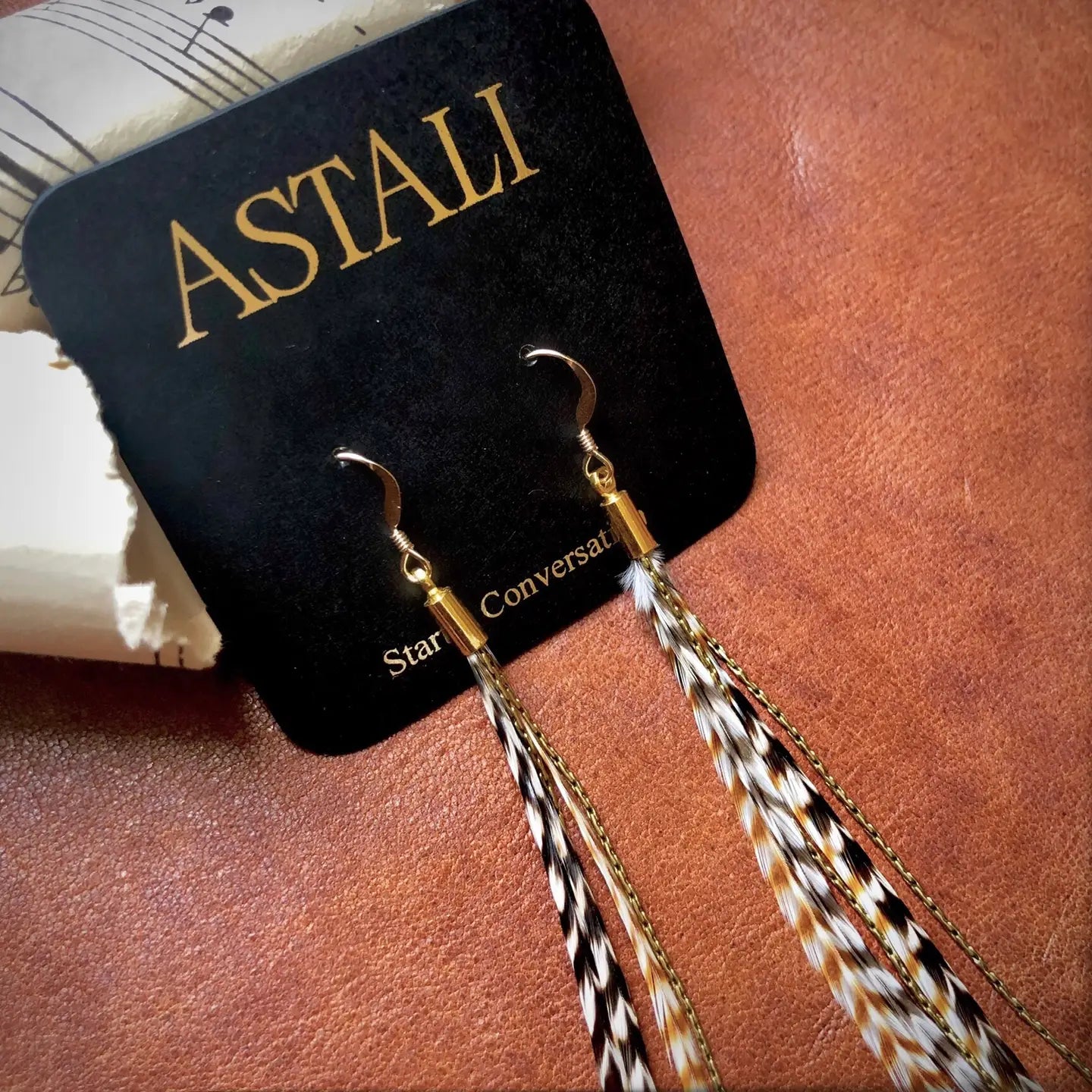 E1161W Mini Grizzly & Ginger Earrings