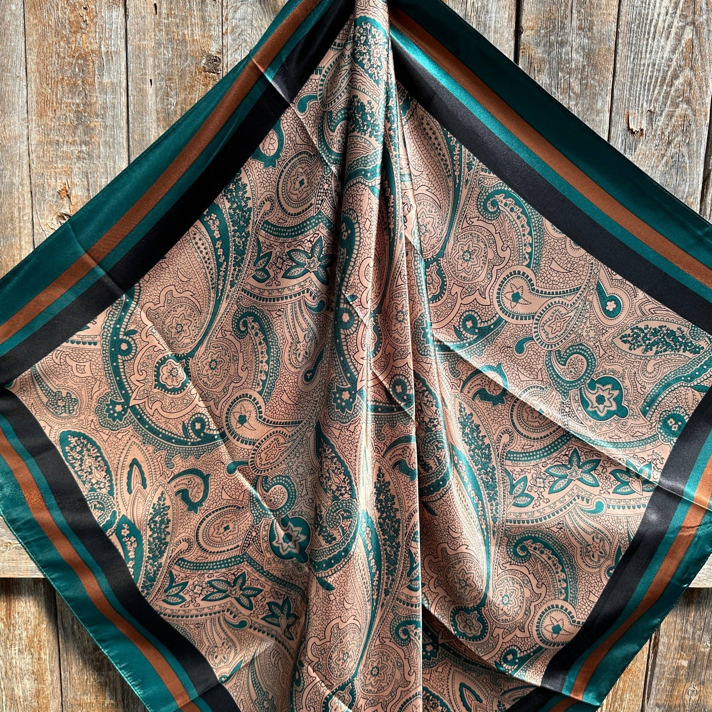 35X35" Emerald and Tan Paisley Wild Rag / Scarf WR1004