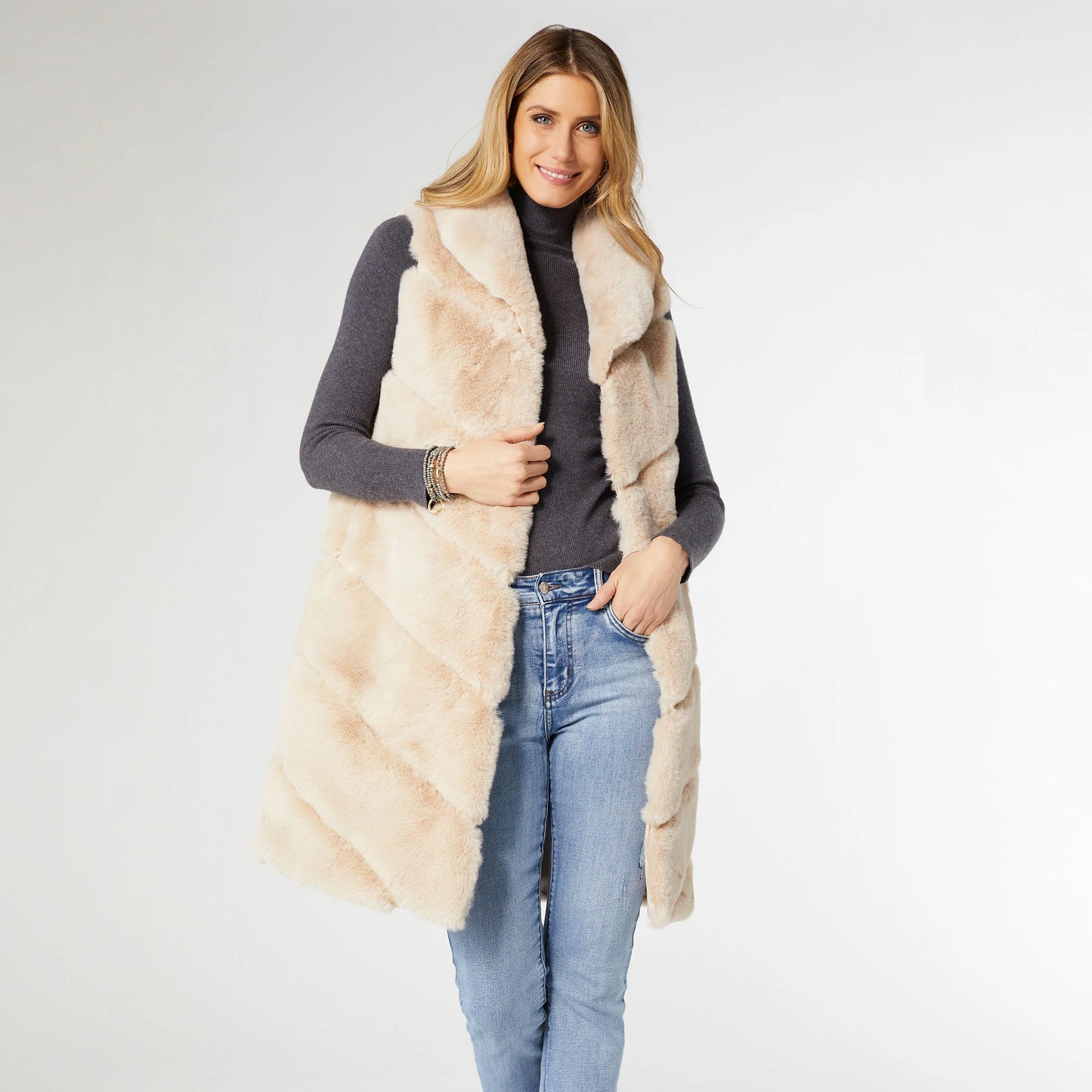 2439083 Clementine Faux Fur Vest