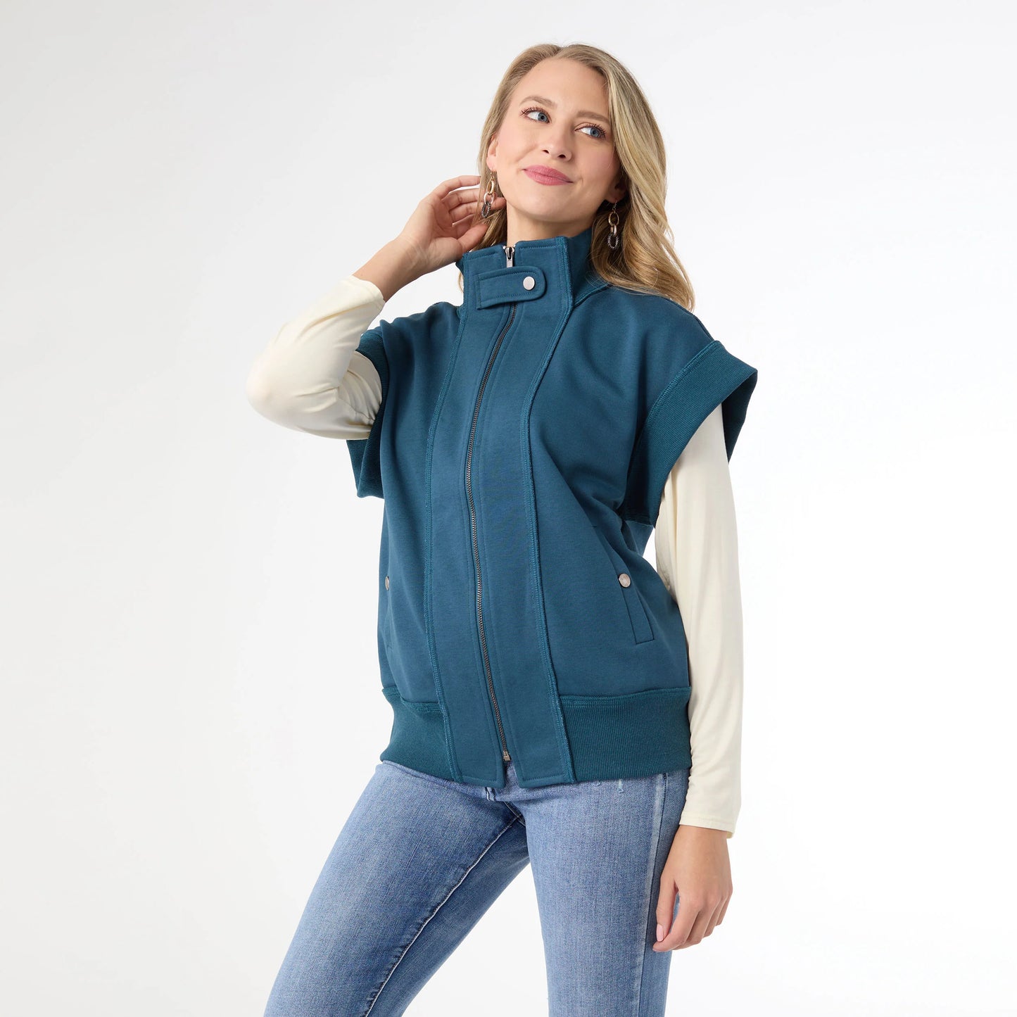 2539111I Kaitlyn Zipper Vest