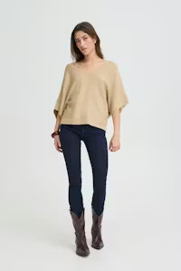 v-neck short sleeve knit pullover