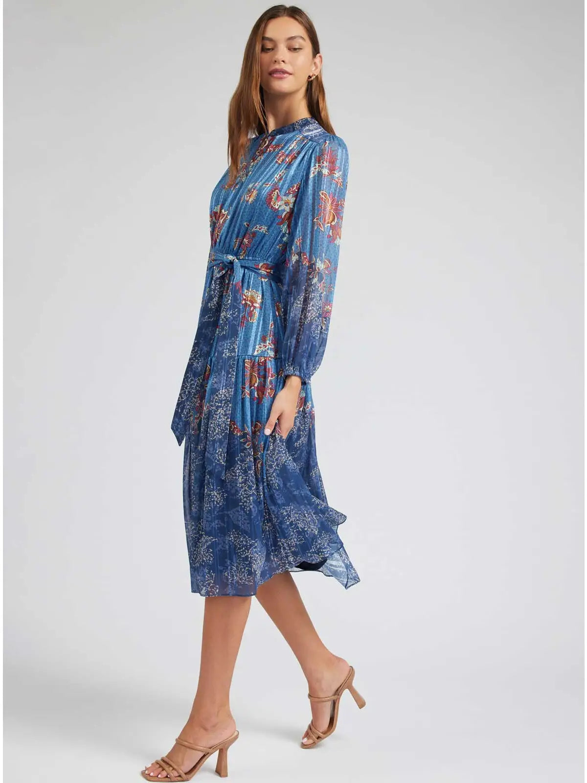 2490260 Floral Printed Tiered Midi Dress