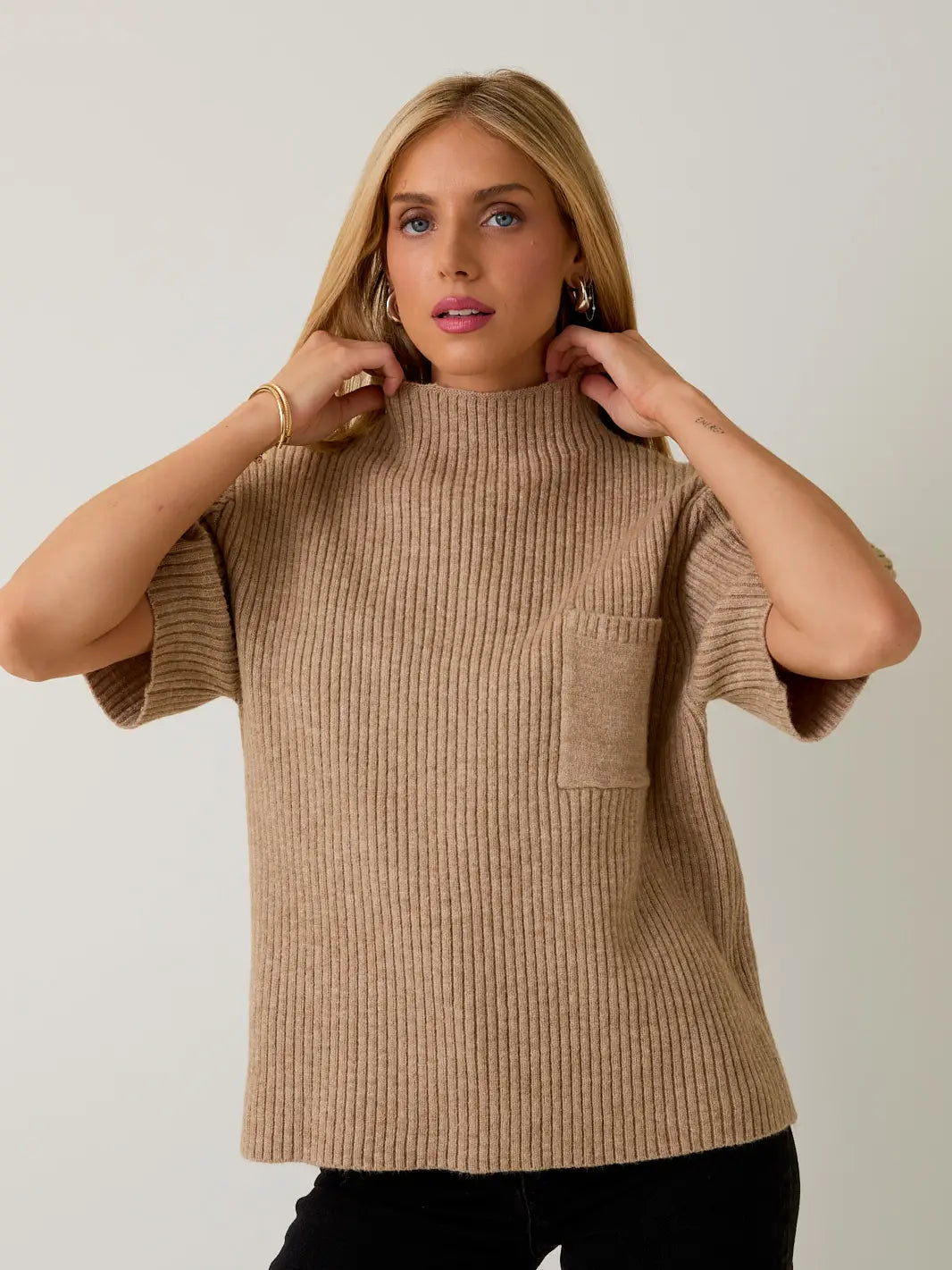 MWT20060 Mock Neck Sweater Top Mocha