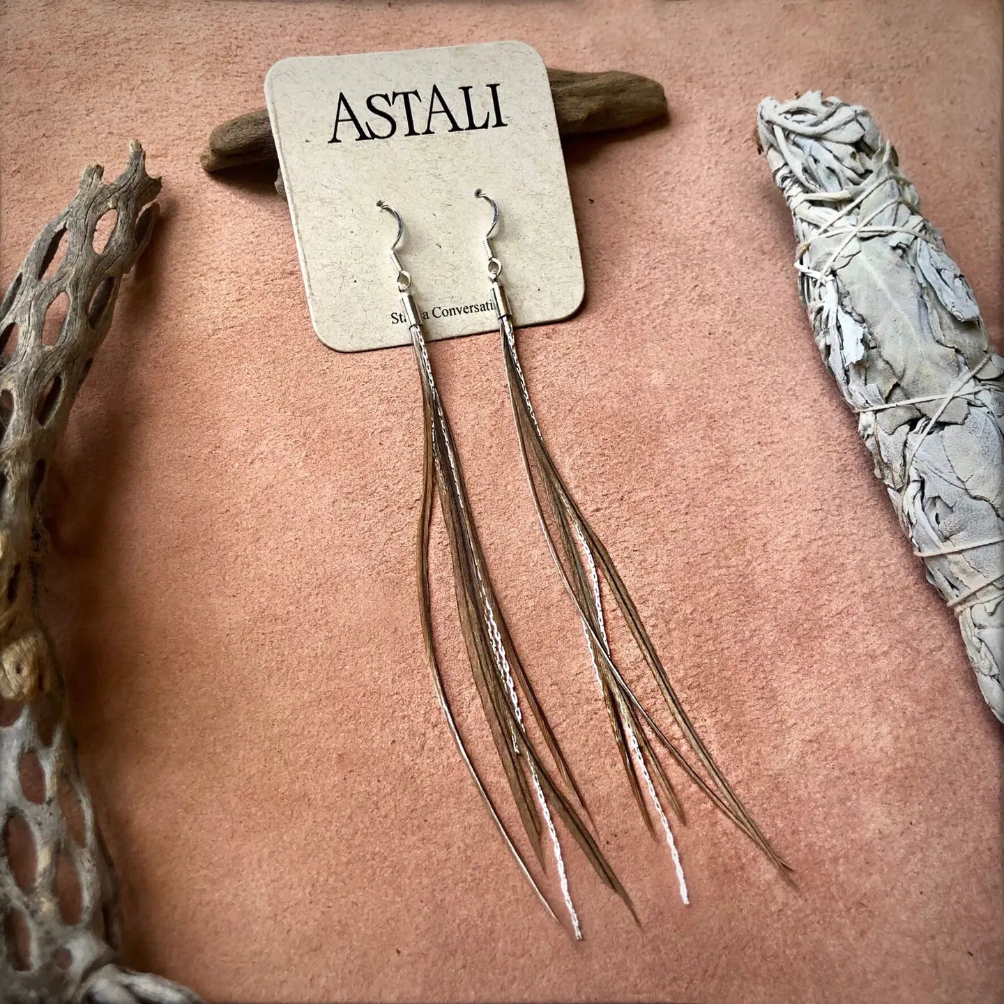 E1161Q Mini Taupe Silver Feather Earrings