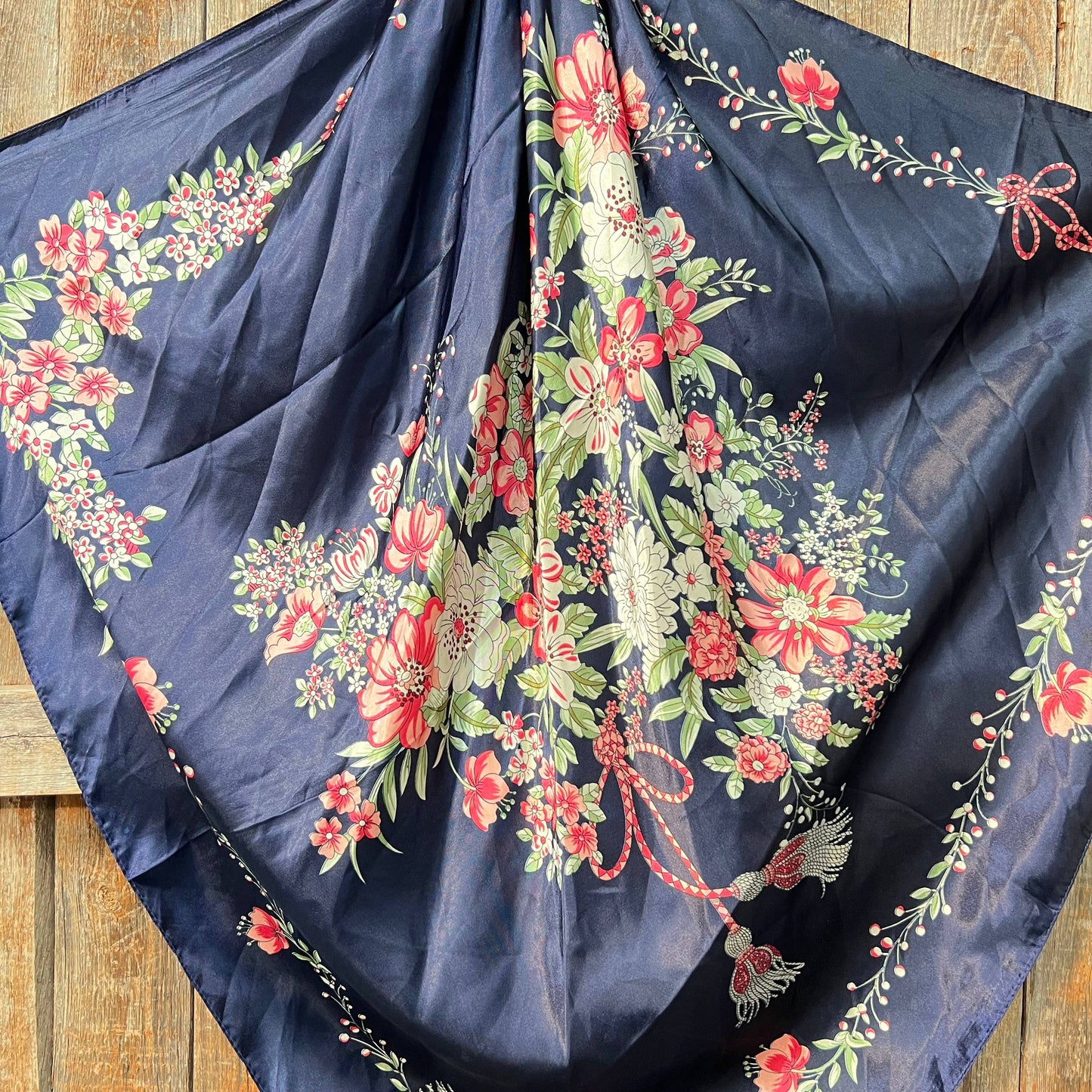 Rodeo Drive - 35X35" Rose Buds & Tassels Wild Rag/Scarf WR51