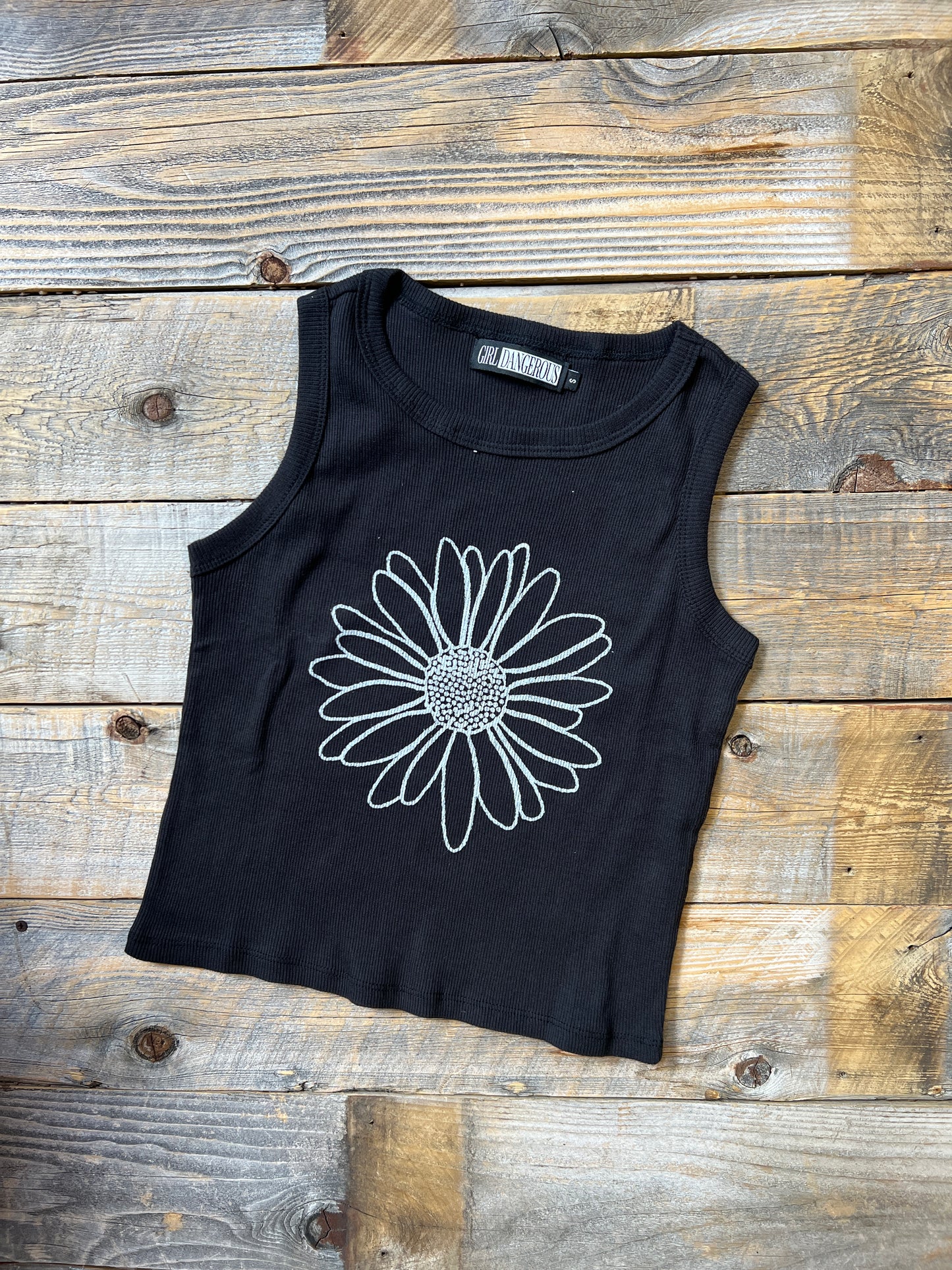 SP24-120 Daisy Outline Tee