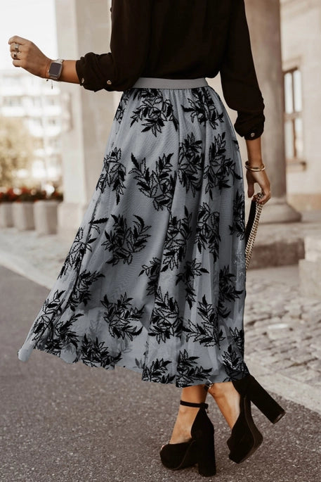 1TW721228 Floral Leaf Maxi Skirt