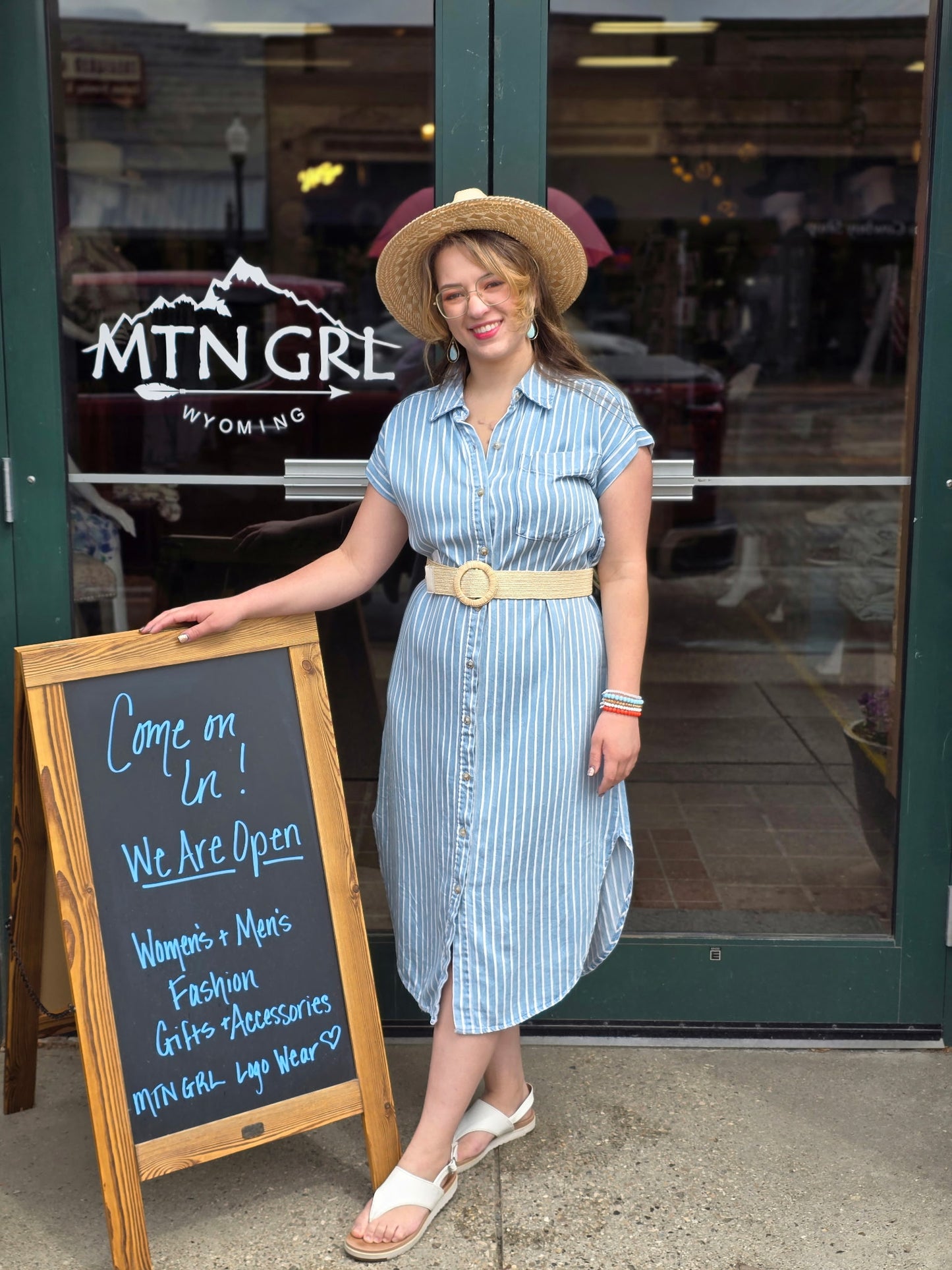 CR2551 Stripe Chambray Collared Tie Belt Strap Midi Dress