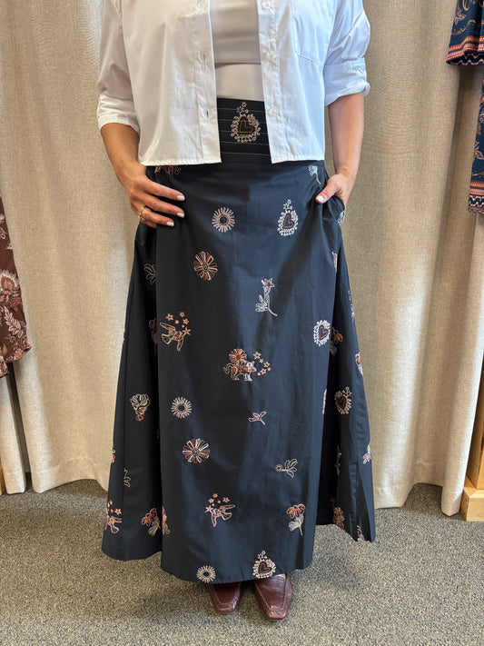 Embroidered Topstitched Maxi Skirt