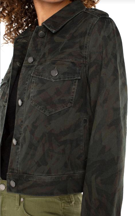 military crop jacket 21in abstract camo