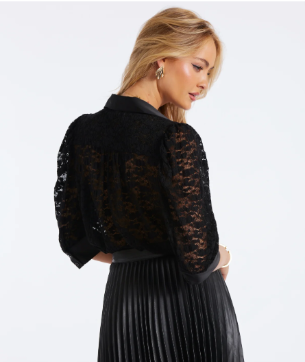 K4FTW2871A Gisele Lace Blouse
