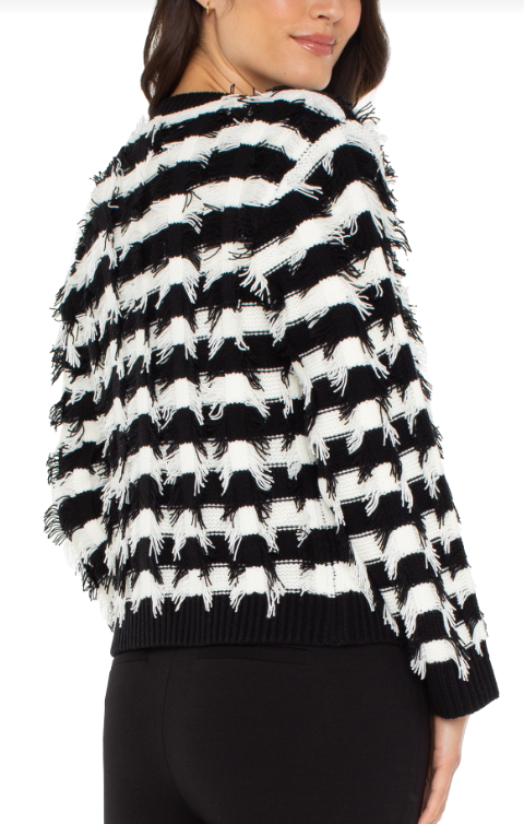 long slv cardigan sweater blk wht frg str
