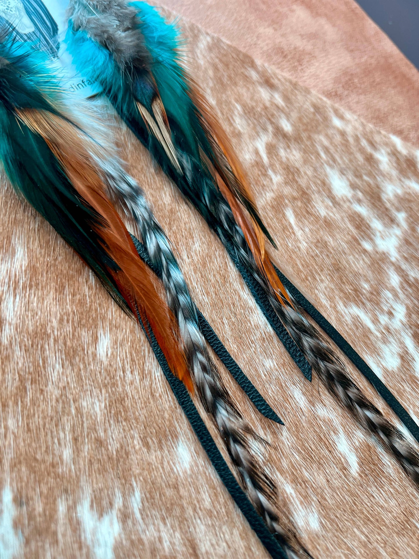 Fringed In Faith - Willow Creek Feather Earring