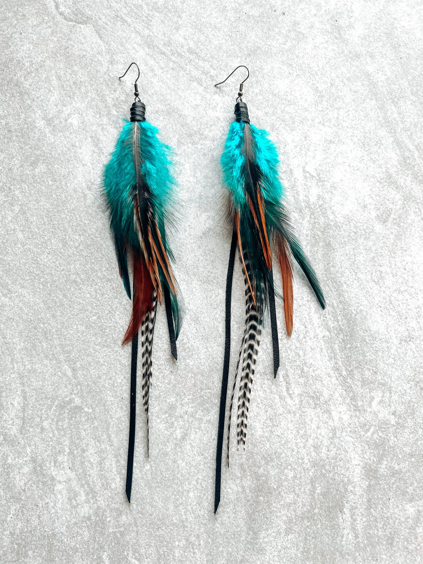 Fringed In Faith - Willow Creek Feather Earring
