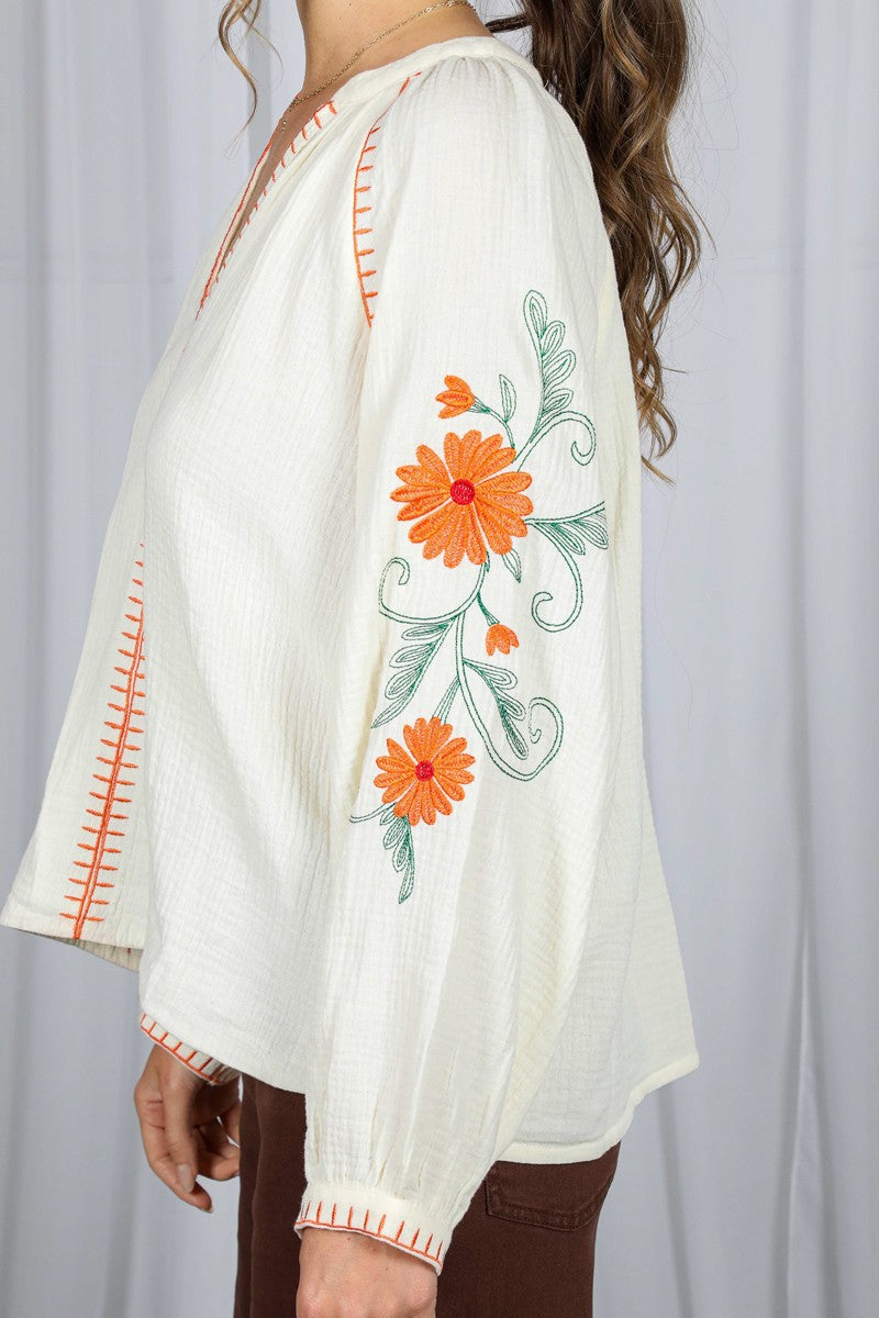 VT83014 Embroidered Gauze Blouse