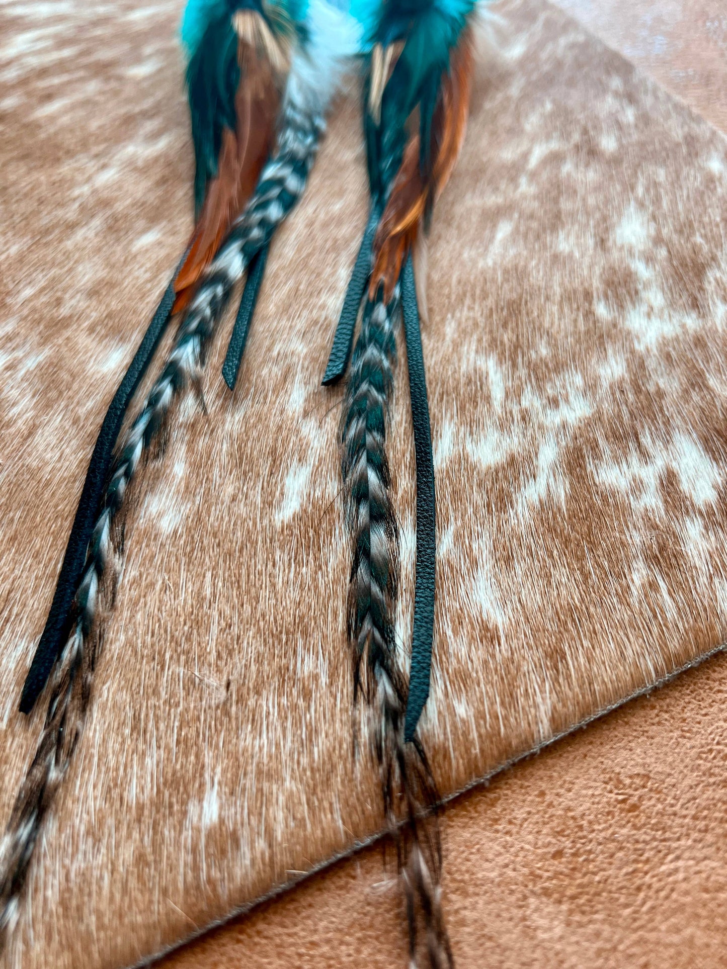 Fringed In Faith - Willow Creek Feather Earring