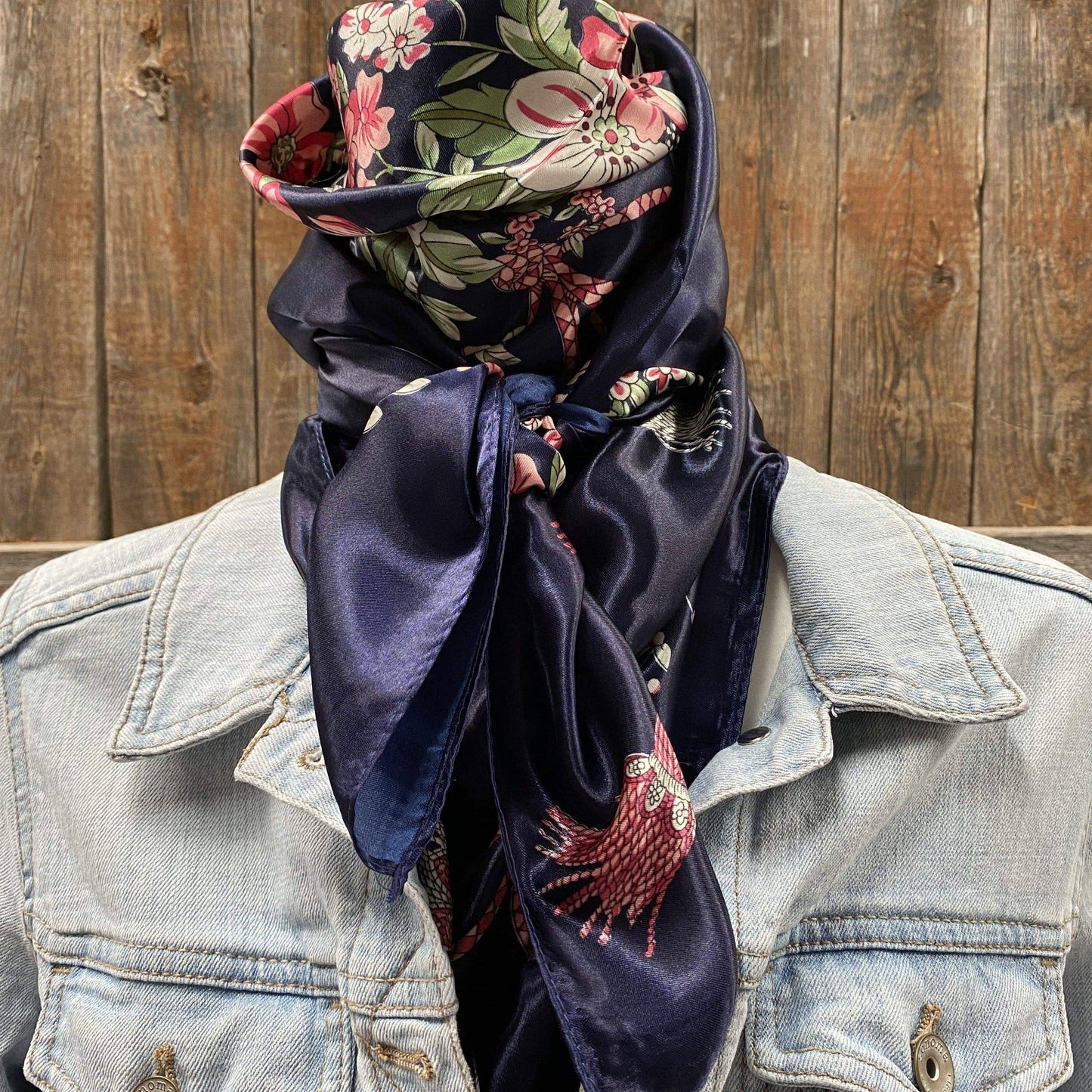 Rodeo Drive - 35X35" Rose Buds & Tassels Wild Rag/Scarf WR51
