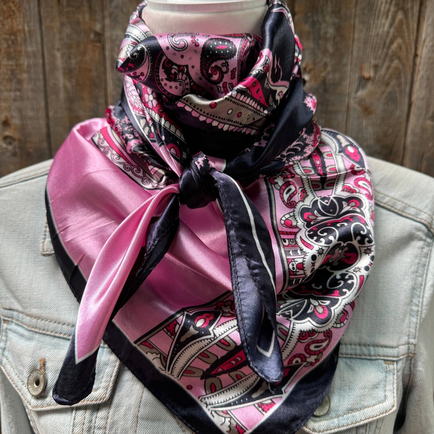 Rodeo Drive - 35X35" Pink and Black Wild Rag / Scarf WR1017