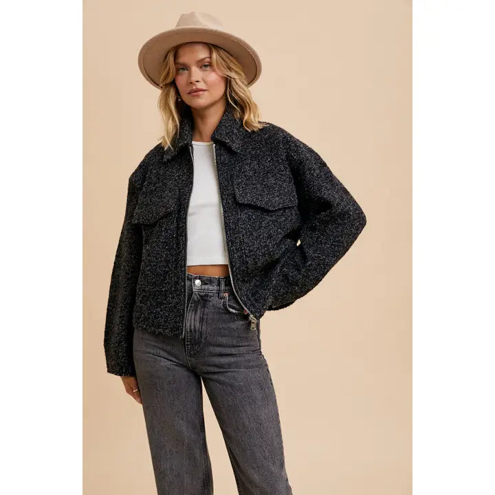 ILJ5899 Collared Boucle Jacket