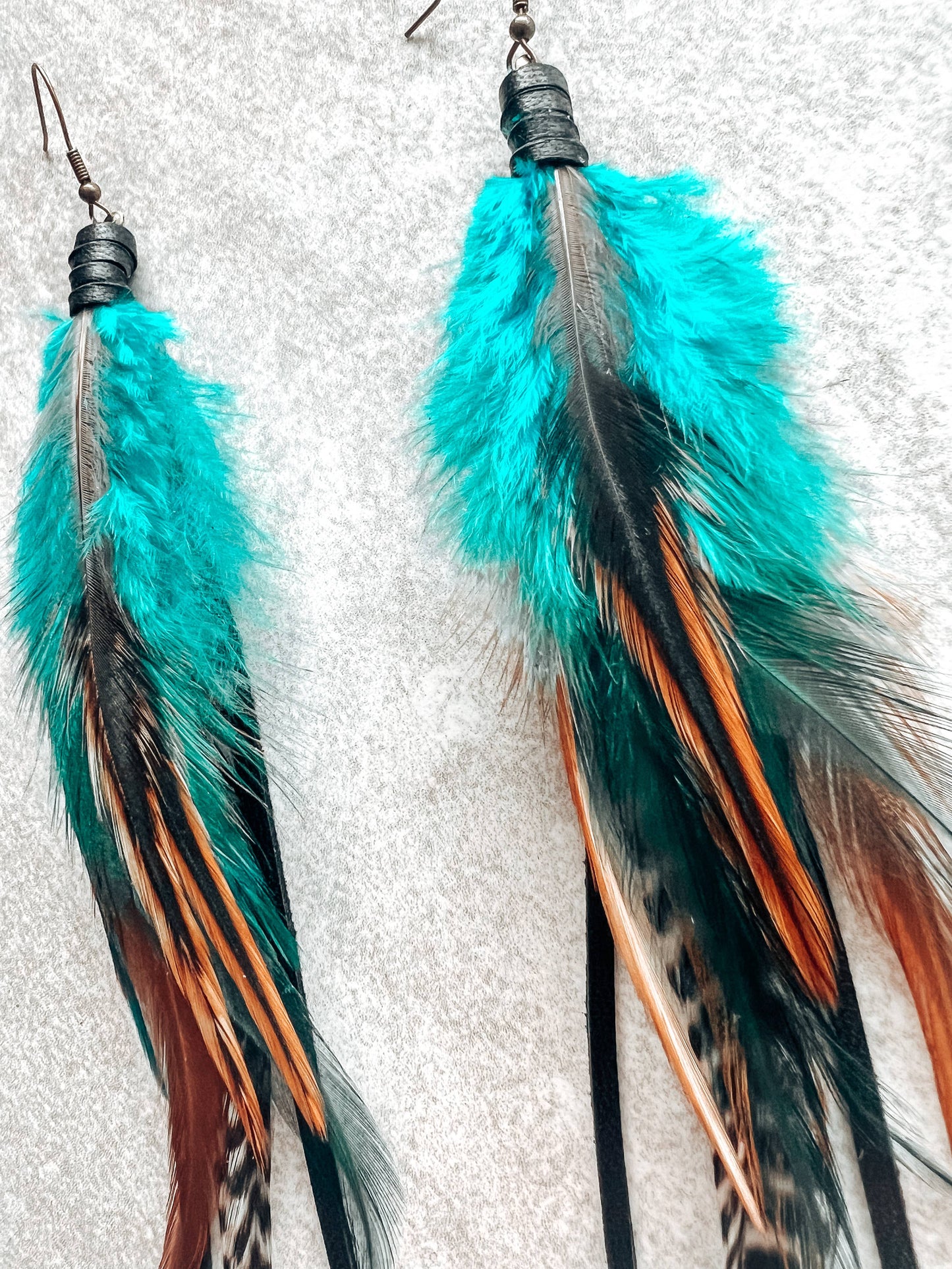Fringed In Faith - Willow Creek Feather Earring