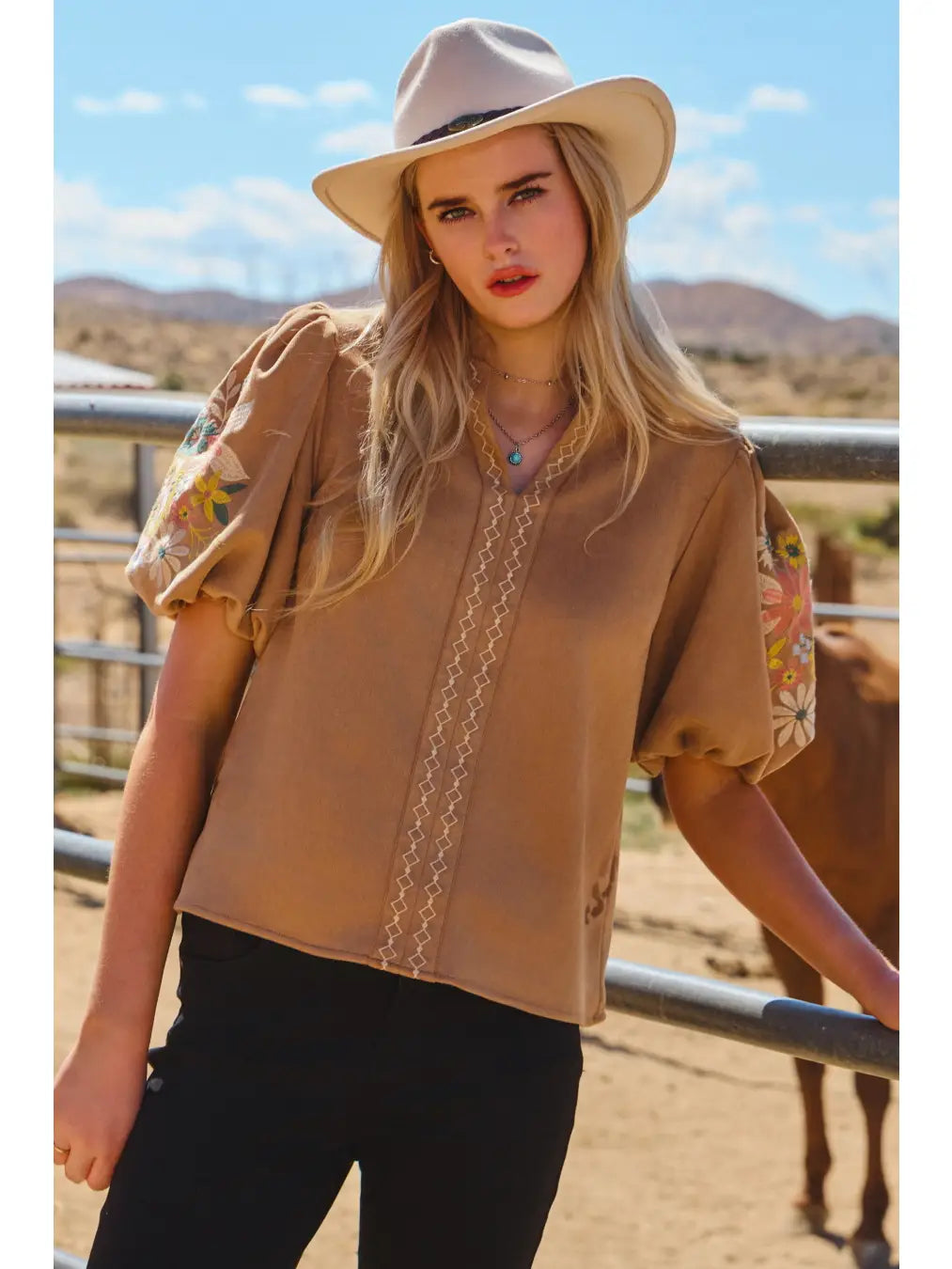 IT18288 Faux Suede Puff Sleeve TOp Camel