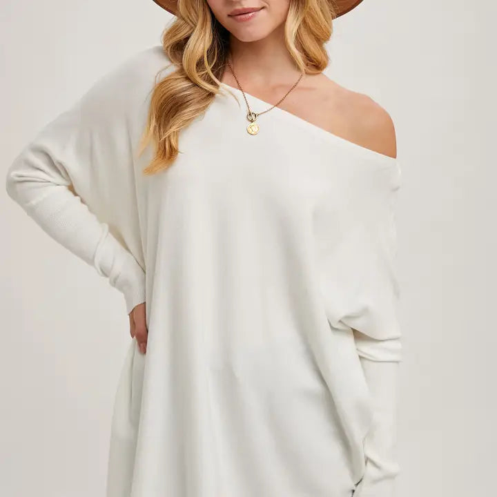 Flowy boatneck dolman tunic