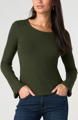 Long Sleeve Scoop Neck Knit Top