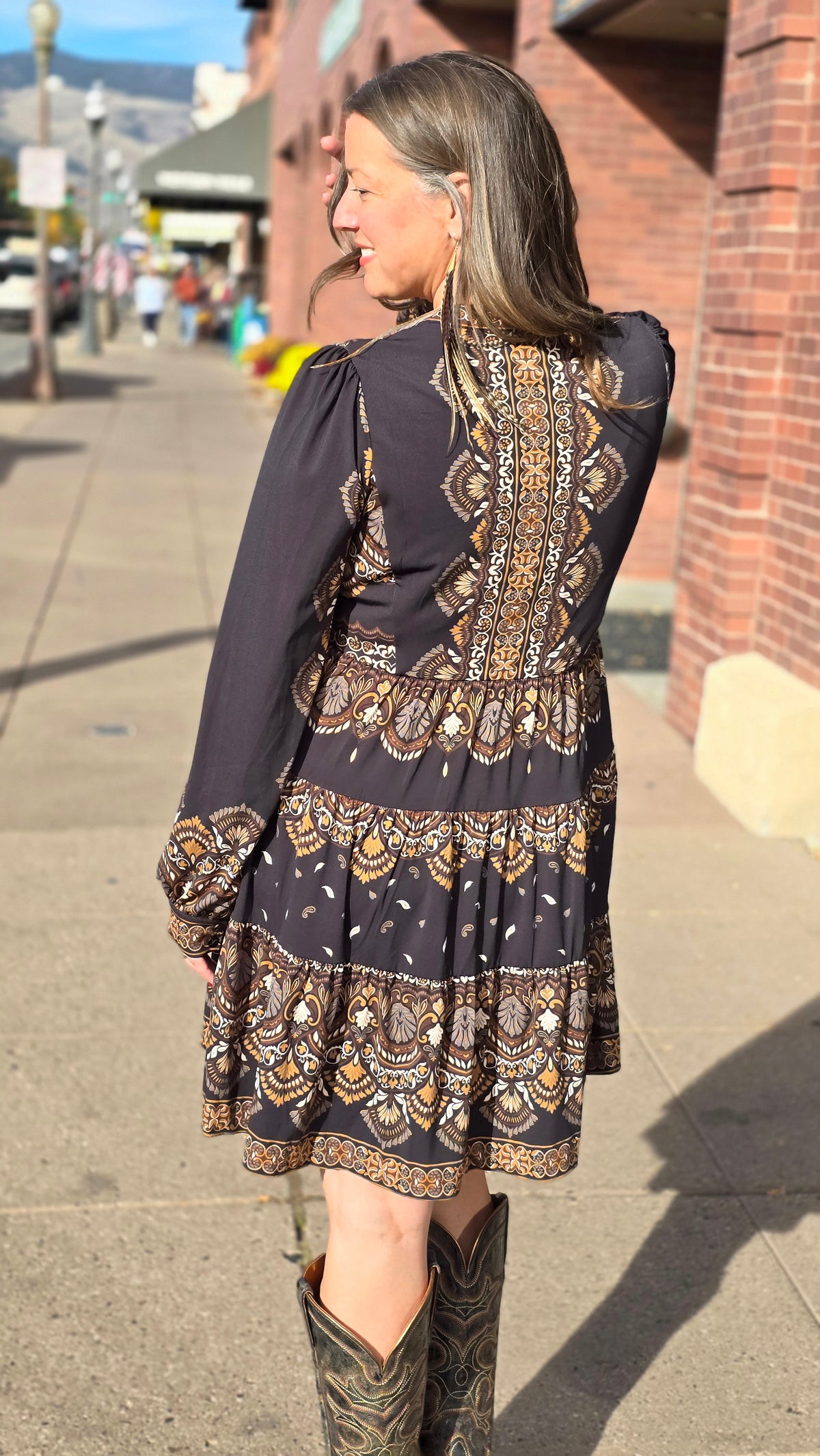 68MO630A V-Neck Dress Black