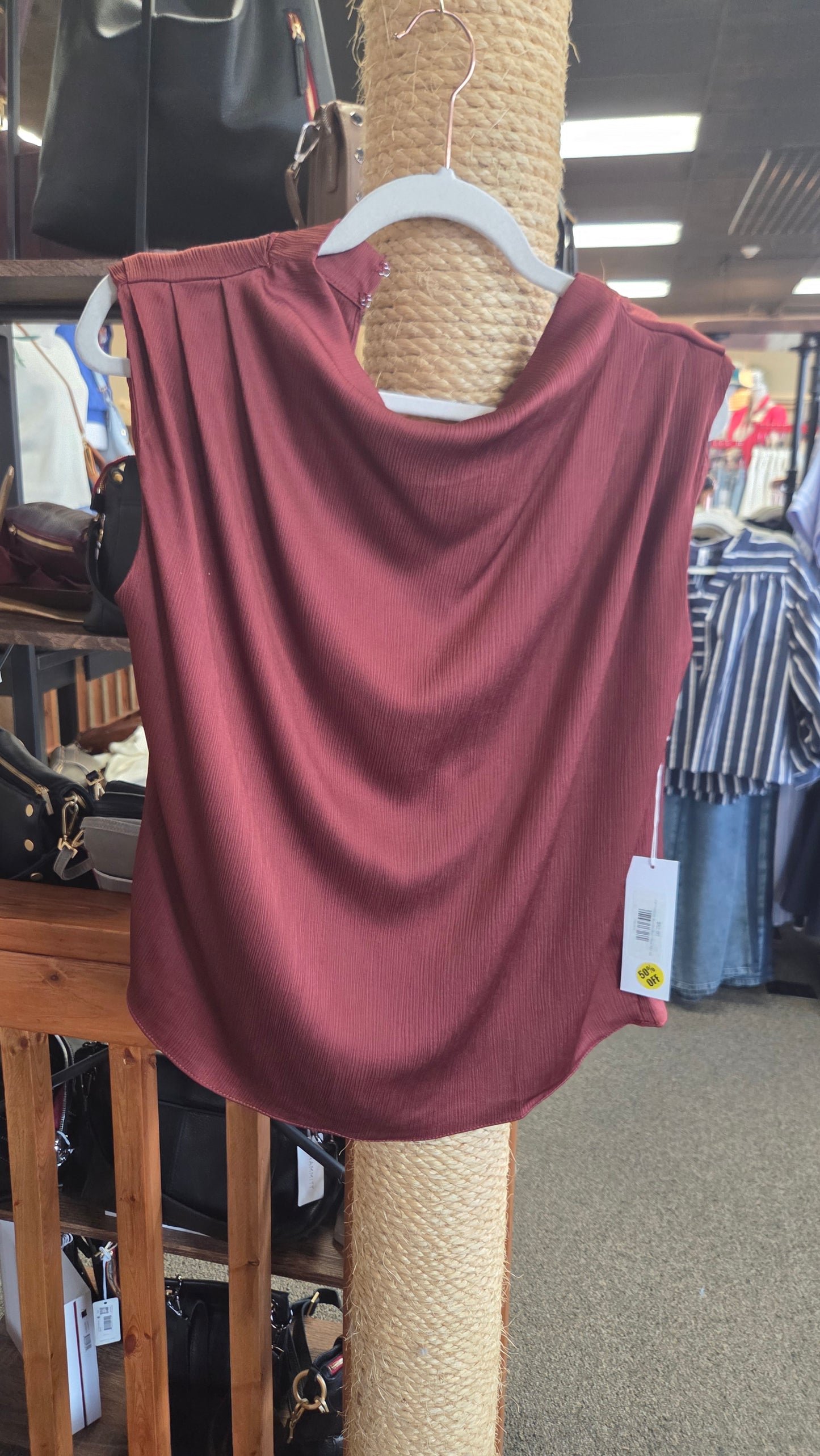 K4FTW2920D Beckette Micro Plisse Top