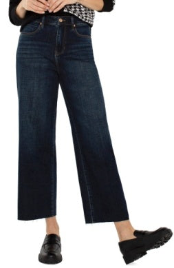 Stride HR Crop w/ Wide Cut Hem
