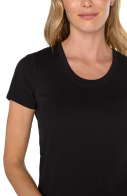 Scoop Neck Short Sleeve Tee Black