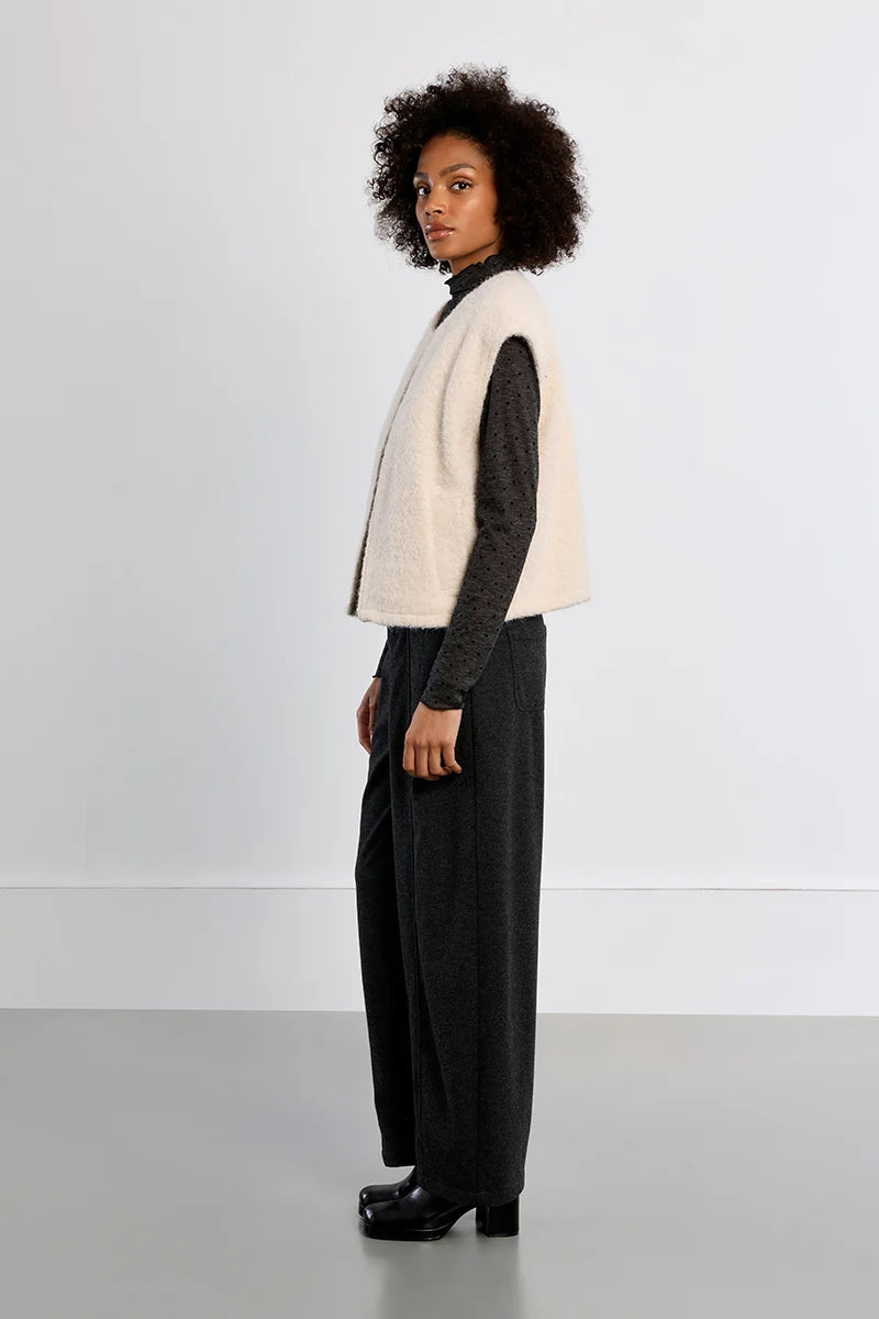 TL437AEH Woven Sleeveless Jacket
